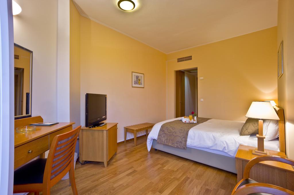 Hotel Αchillion Grevená Habitación foto